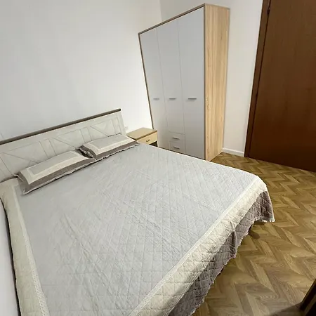 Flat In - Location Apartman Tirana