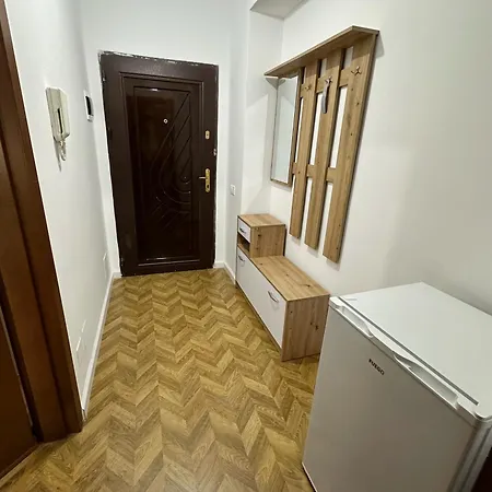 Flat In - Location Apartmán